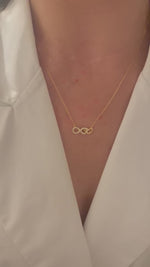 Charger et lire la vidéo dans la visionneuse de la Galerie, Infinity love-Collier pendentif infini et coeur entremêlés-Argent 925-Oxyde de zirconium
