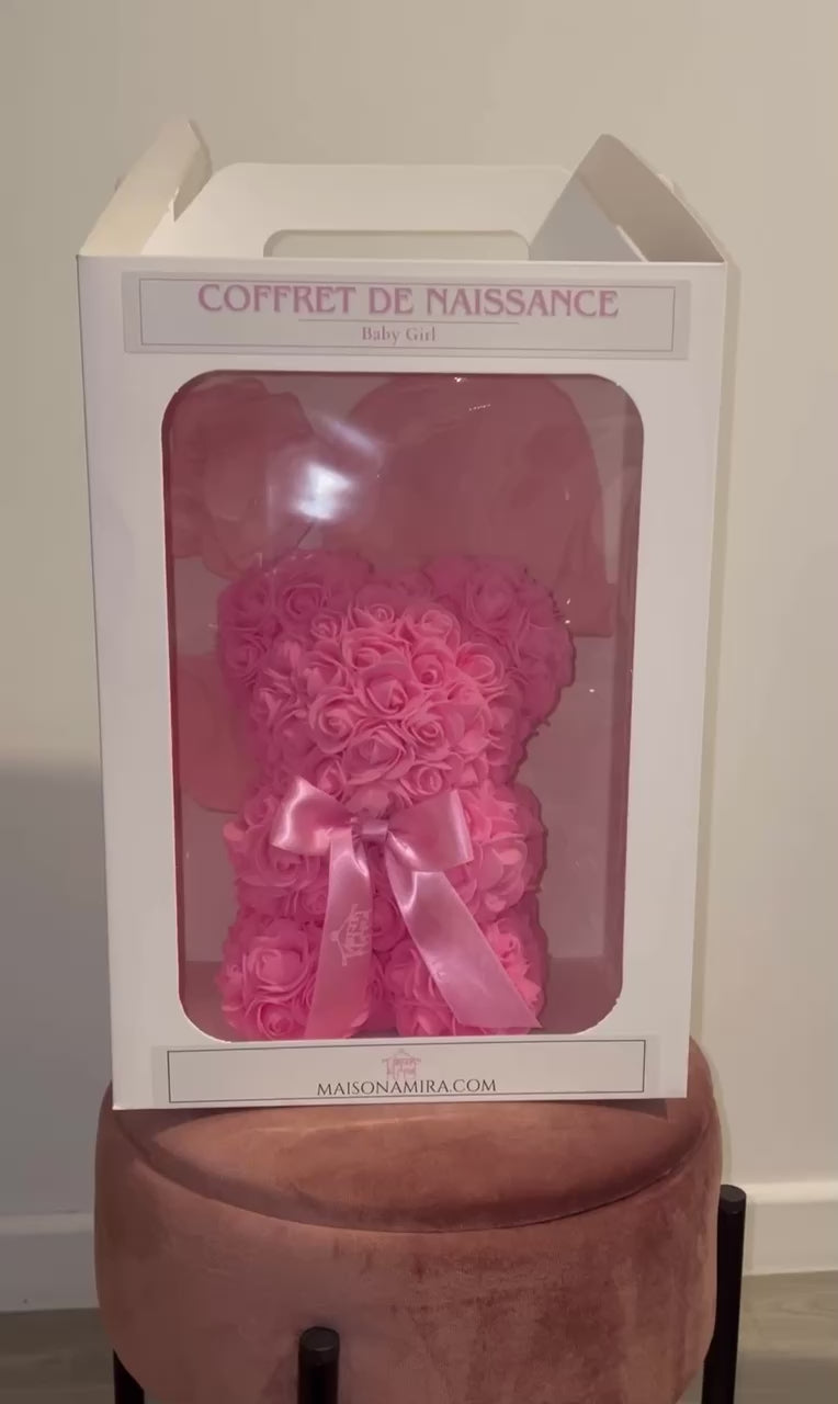 Baby girl-Coffret de naissance-Tenue de naissance+Ourson fleuri rose